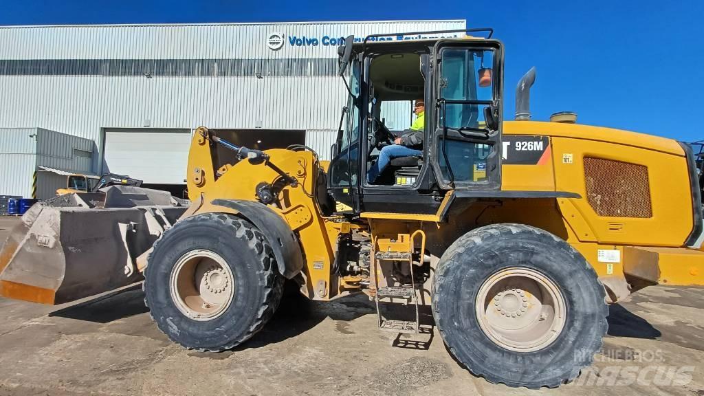 CAT 926M  휠로우더