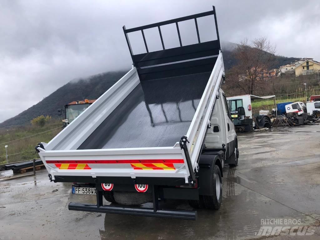 Iveco Daily 35C17 덤프 트럭