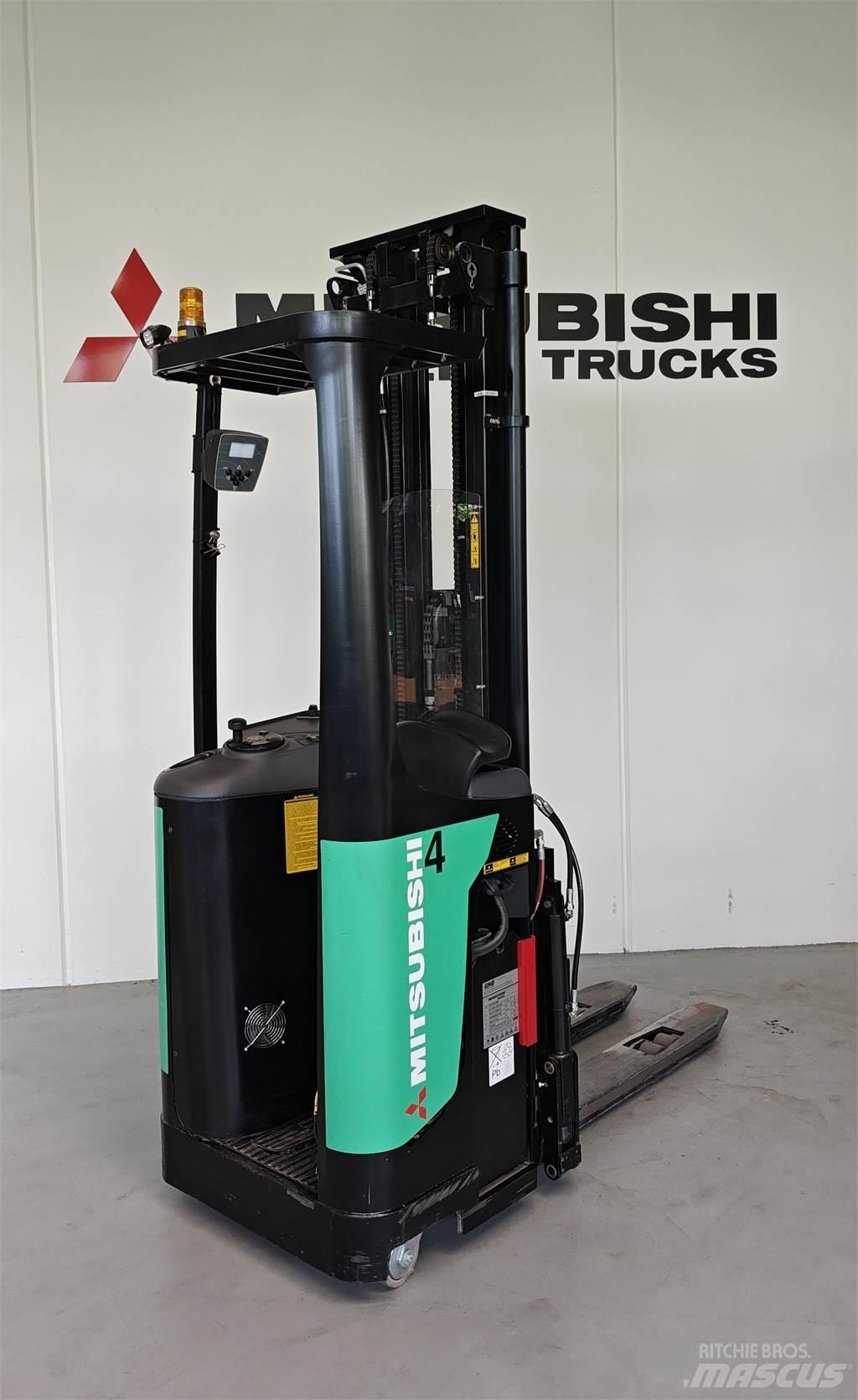 Mitsubishi SBR16NI 로우 리프터(승강대 포함)