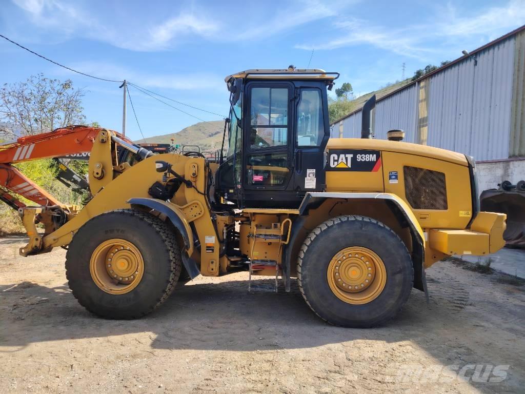 CAT 938 M  휠로우더