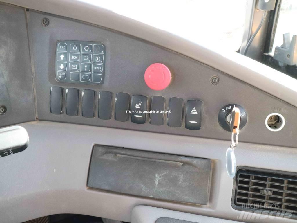 Volvo A 25 G 연결식 홀러