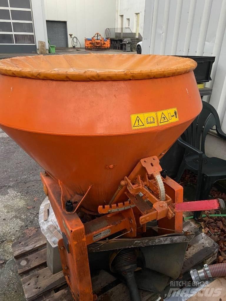 Kubota STW 34 소형 트랙터