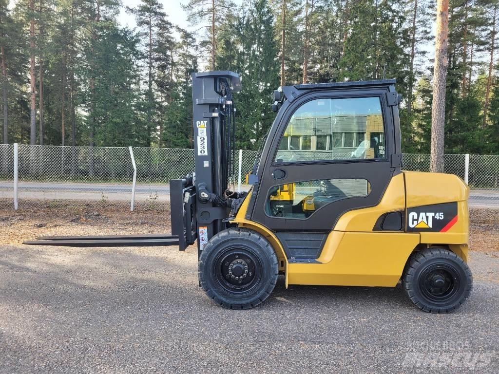 CAT DP45NB 디젤 지게차