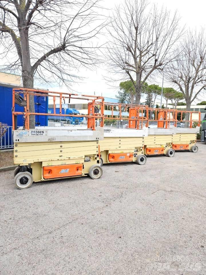 JLG 2630 ES 가위형 리프트