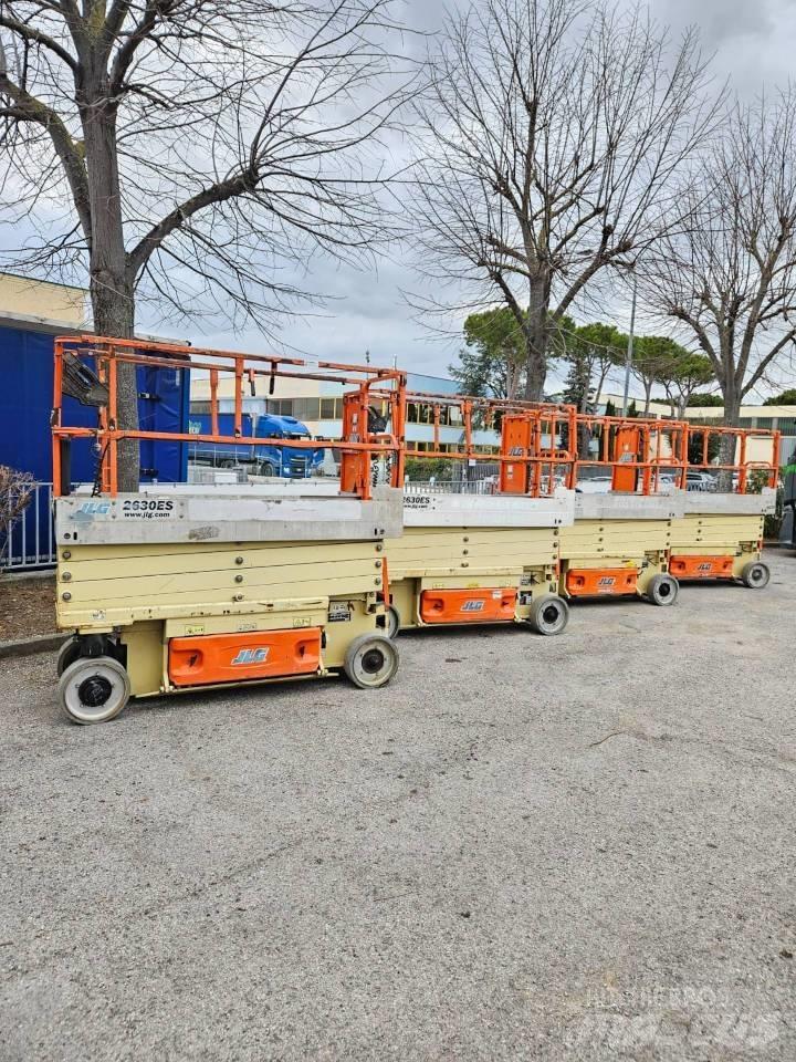 JLG 2630 ES 가위형 리프트
