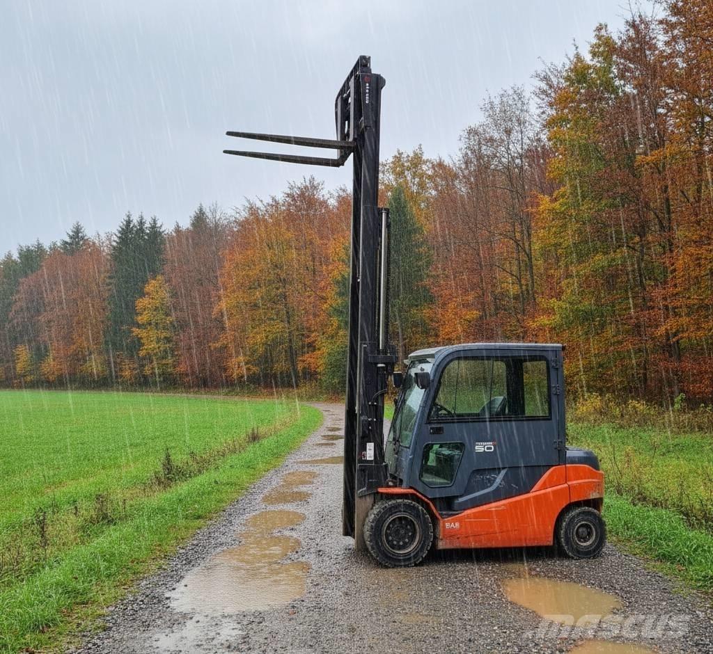 Toyota Traigo 80 전동 지게차