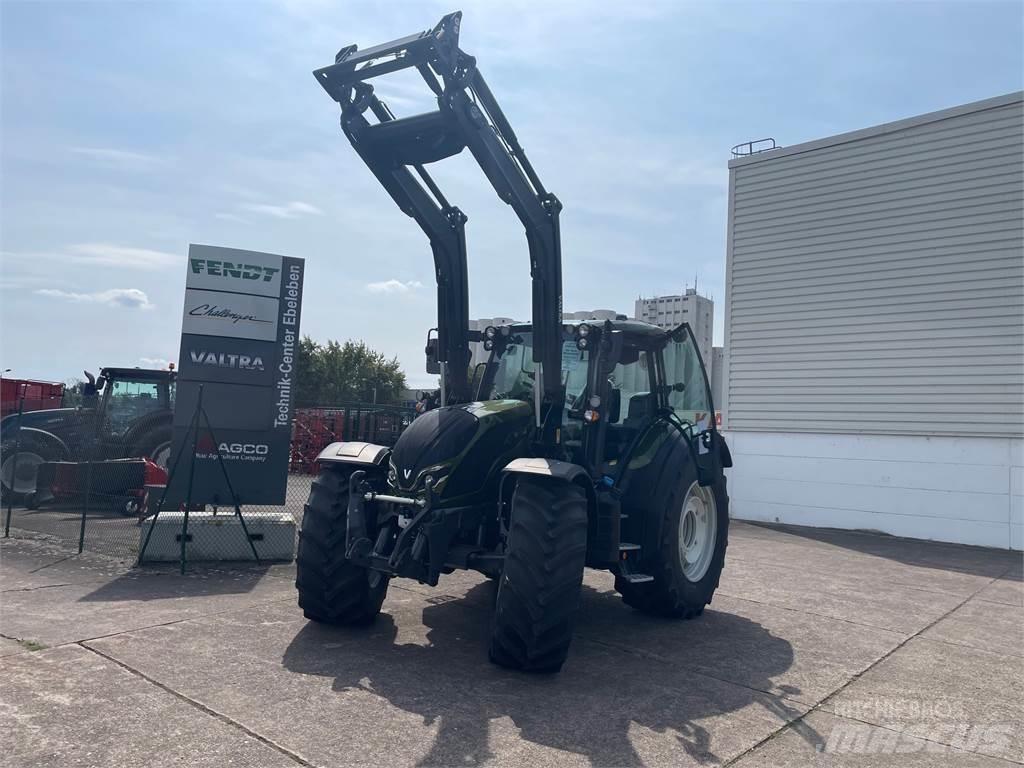Valtra N155 EA 2B1 트랙터
