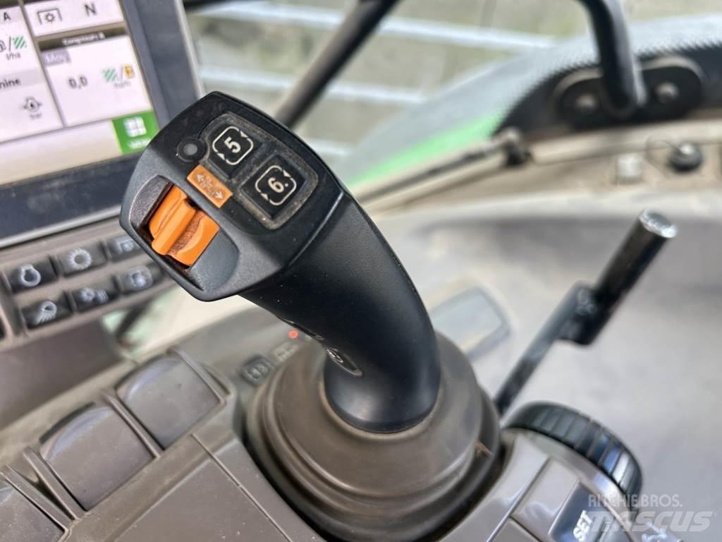 John Deere 6R 120 트랙터