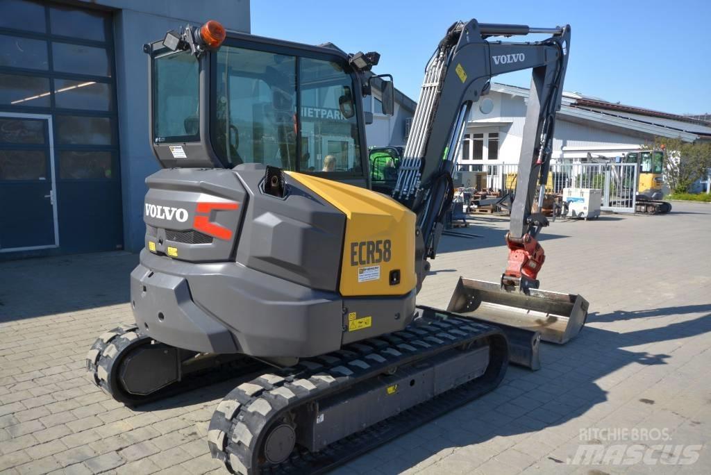 Volvo ECR 58 F 소형 굴삭기 7톤 미만