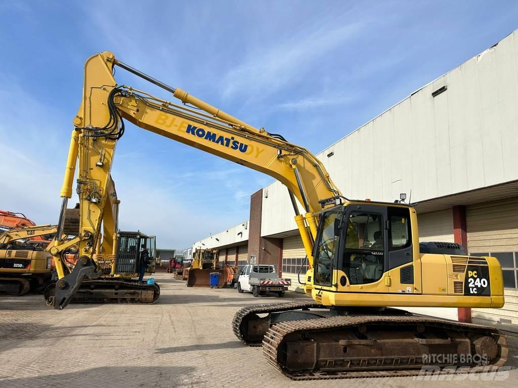 Komatsu PC 240 LC-8 대형 굴삭기 29톤 이상