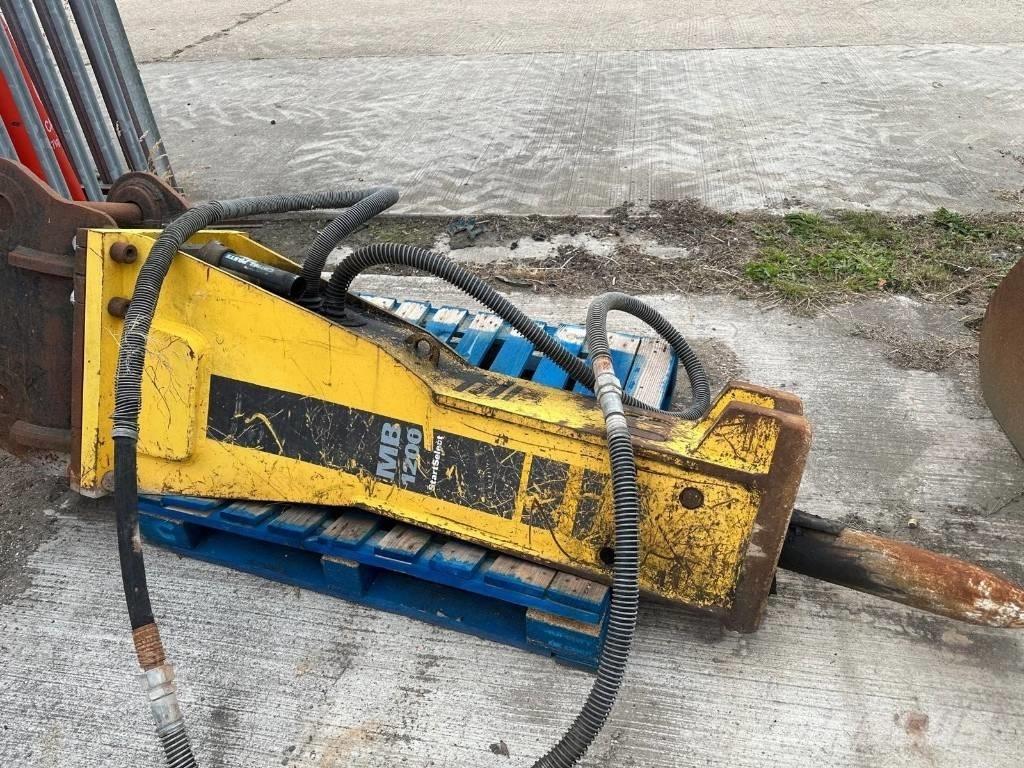 Atlas Copco MB 1200 브레이커