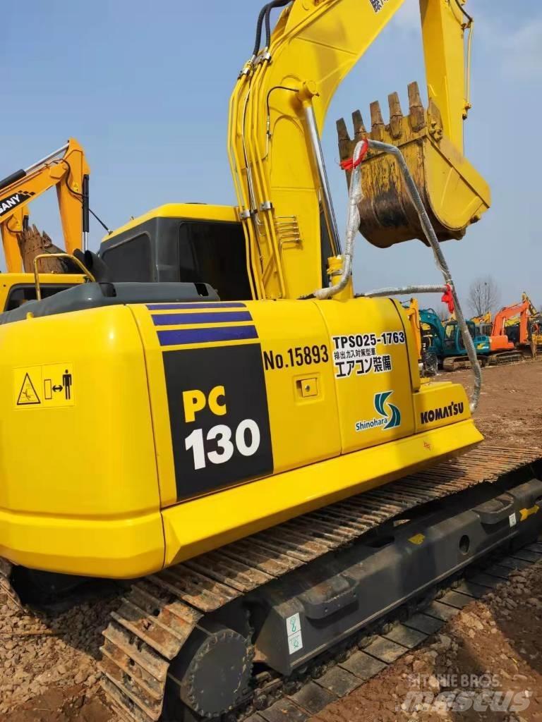 Komatsu PC 130 대형 굴삭기 29톤 이상