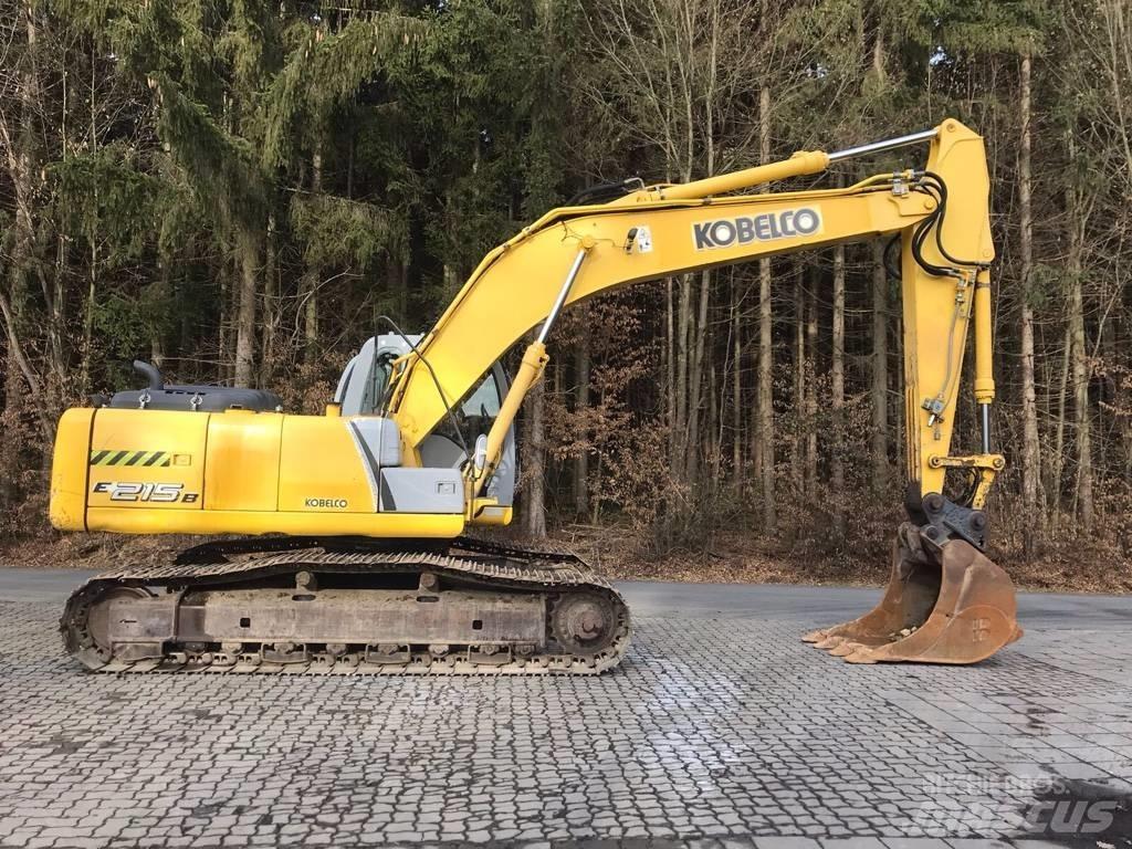 New Holland E 215 B 대형 굴삭기 29톤 이상