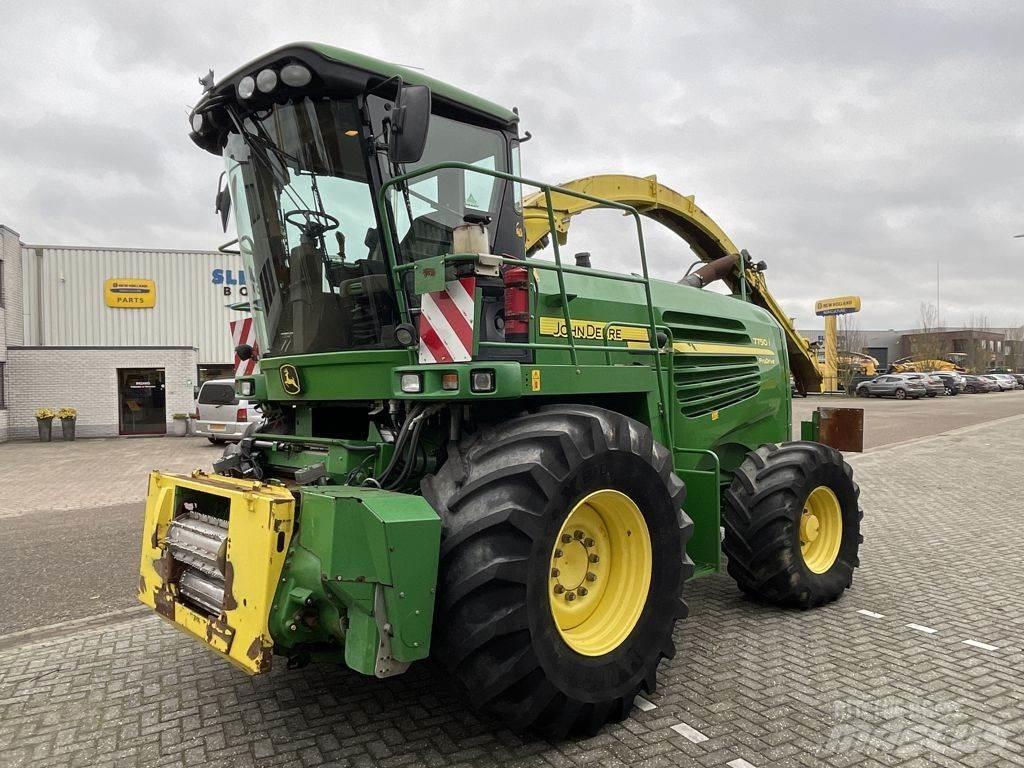 John Deere 7750I 자동 초지기계