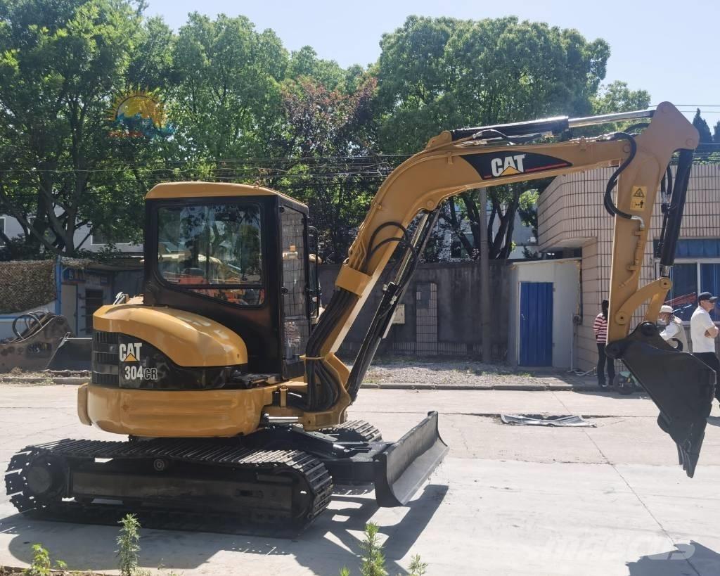 CAT 304 CR 소형 굴삭기 7톤 미만