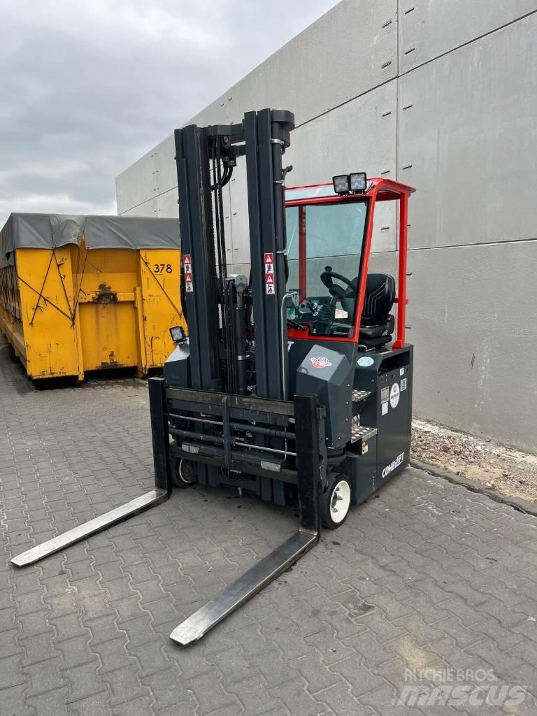 Combilift CBE3000 사이드로더