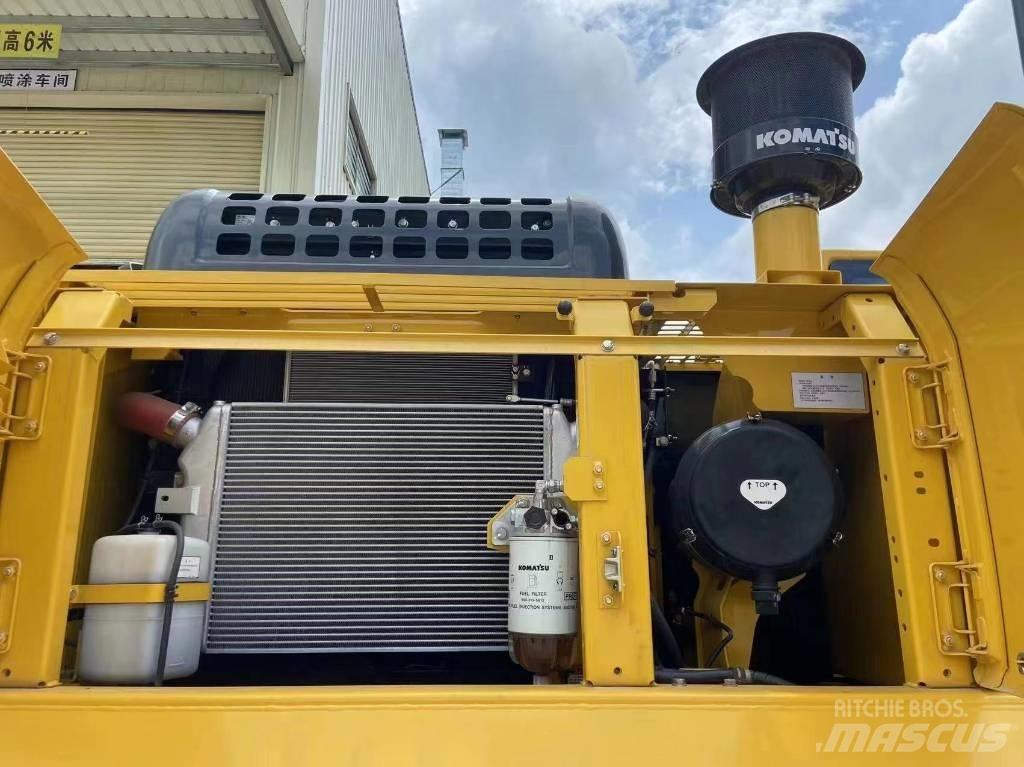 Komatsu PC 390 LC-10 대형 굴삭기 29톤 이상