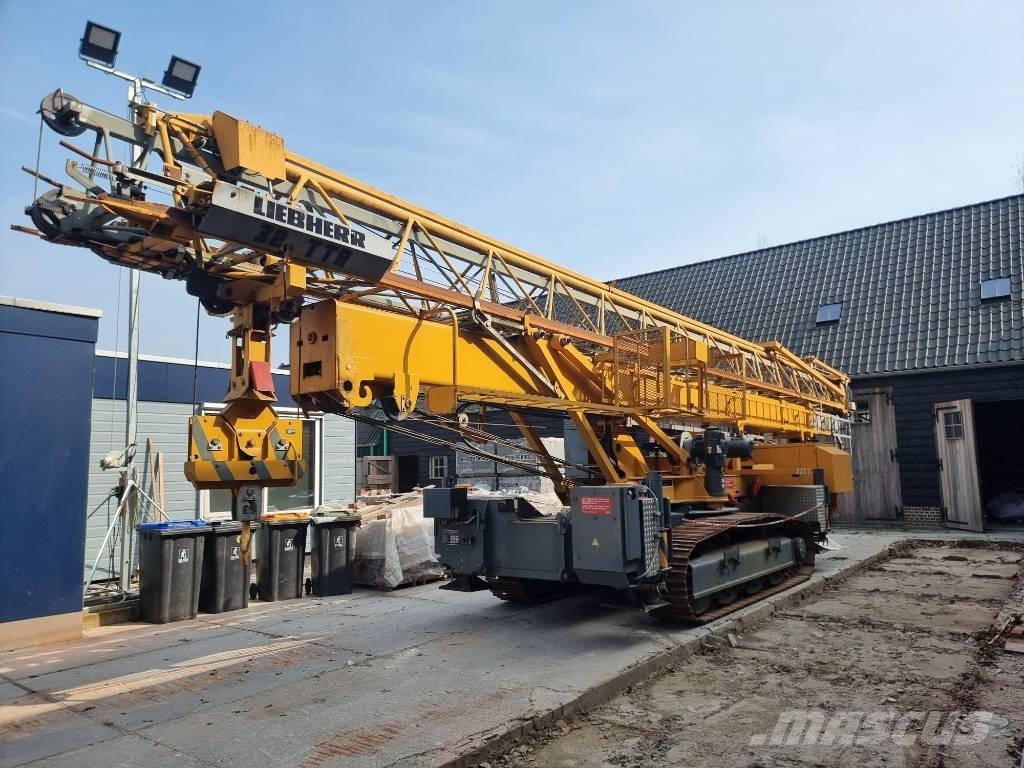 Liebherr 32 TTR 트랙 크레인
