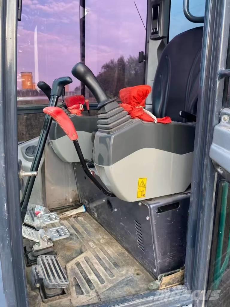 Sunward SWE 25 UF 소형 굴삭기 7톤 미만