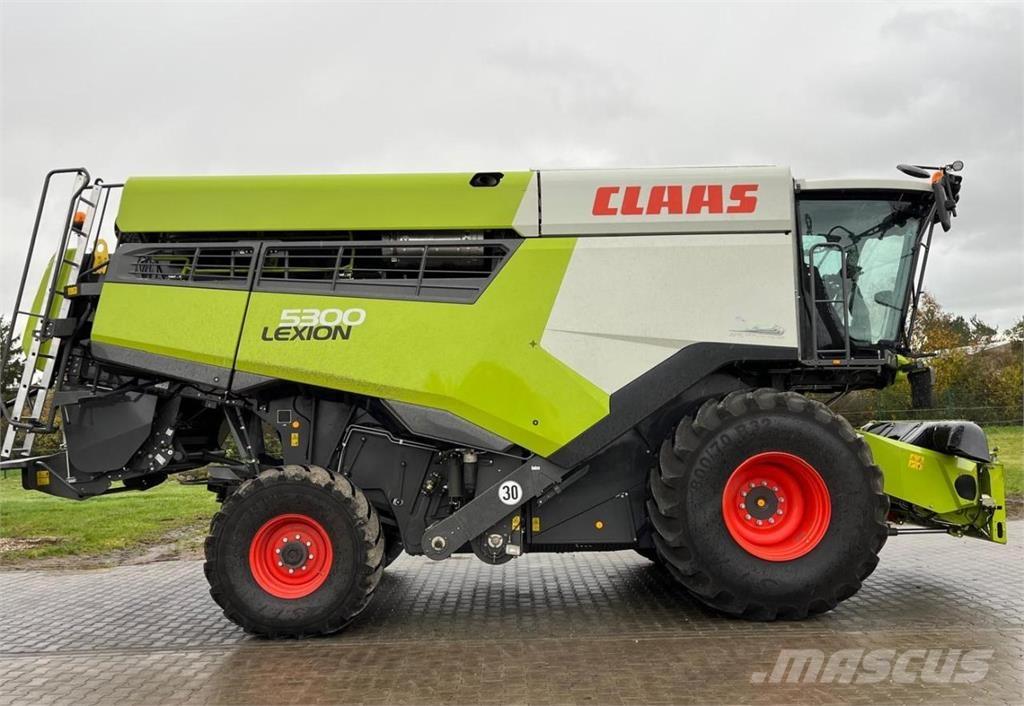 CLAAS Lexion 5300 콤바인 수확기