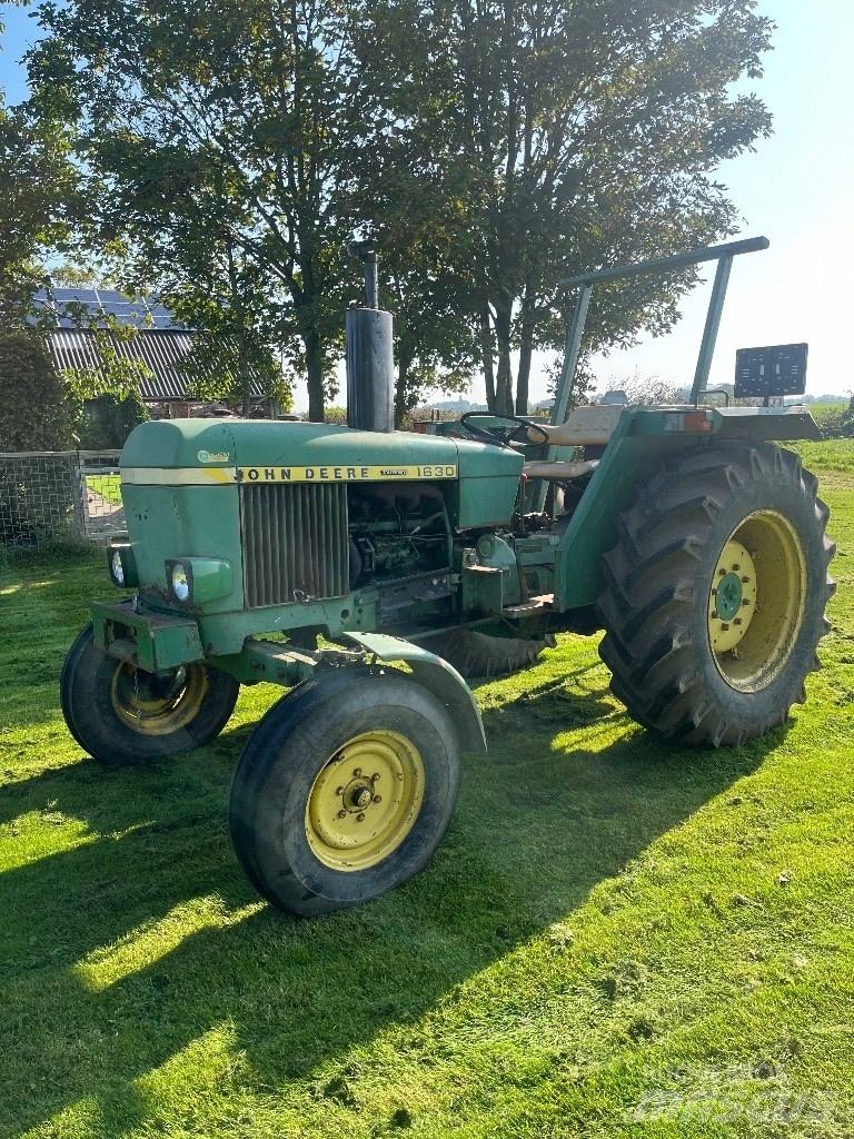 John Deere 1630 트랙터