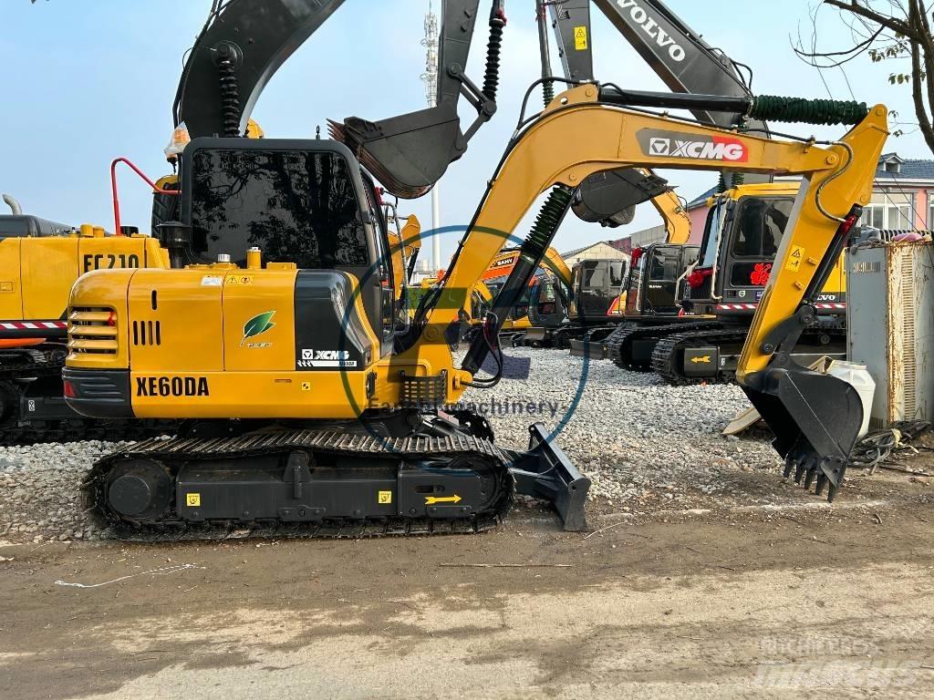 XCMG XE 60 DA 소형 굴삭기 7톤 미만