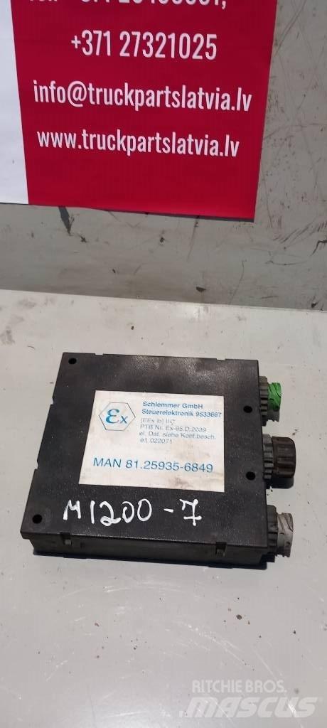 MAN TGA.  81259356849 일렉트로닉스