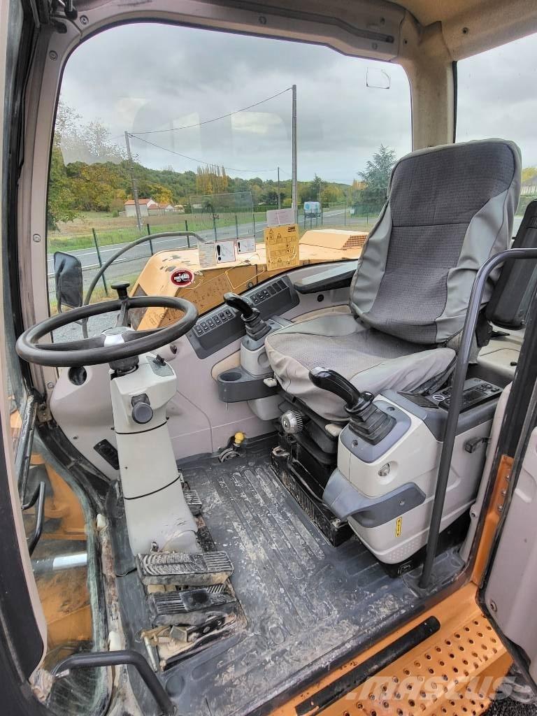 CASE WX 125  휠 굴삭기