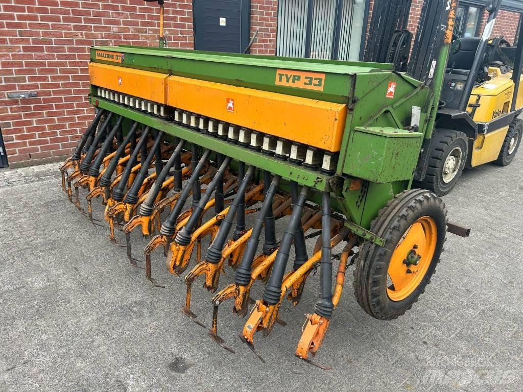 Amazone D7 Type 33 드릴