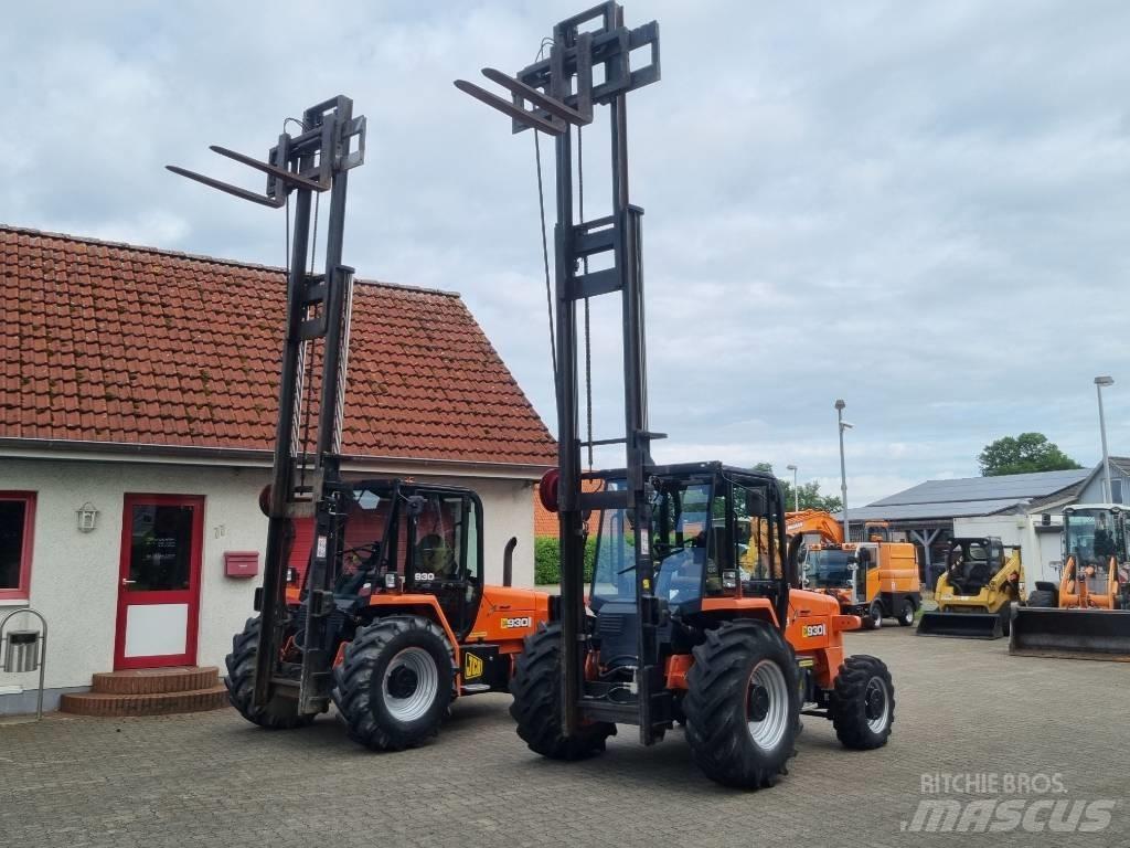 JCB 930-4 험지용 트럭