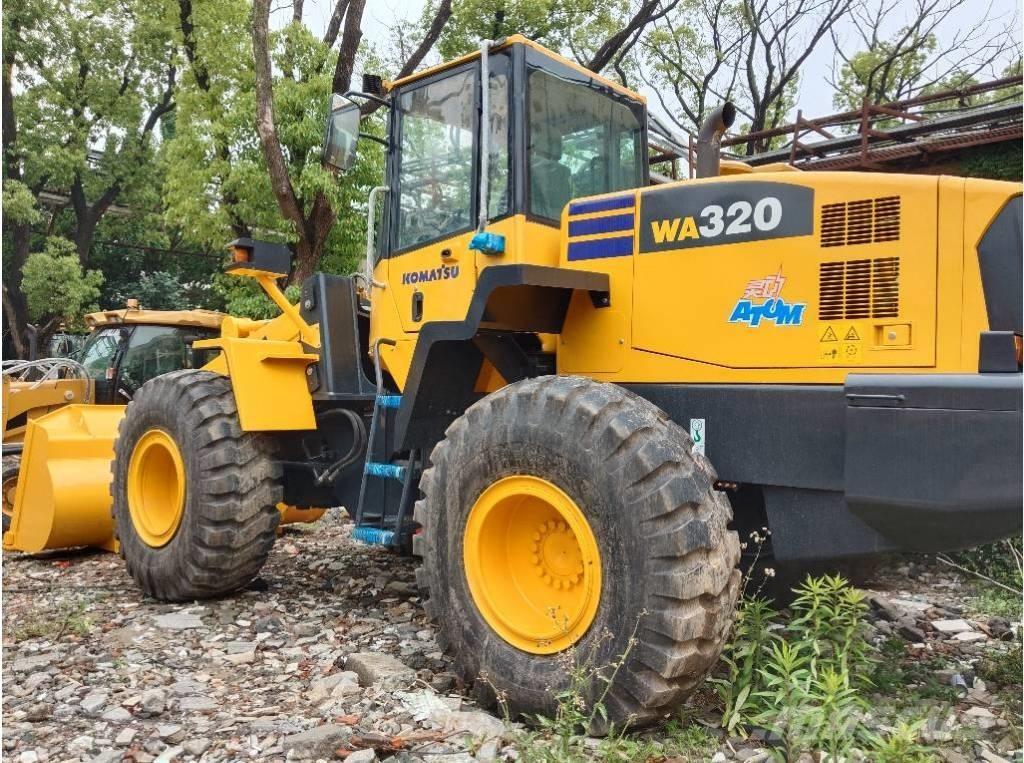 Komatsu WA 320-5  휠로우더