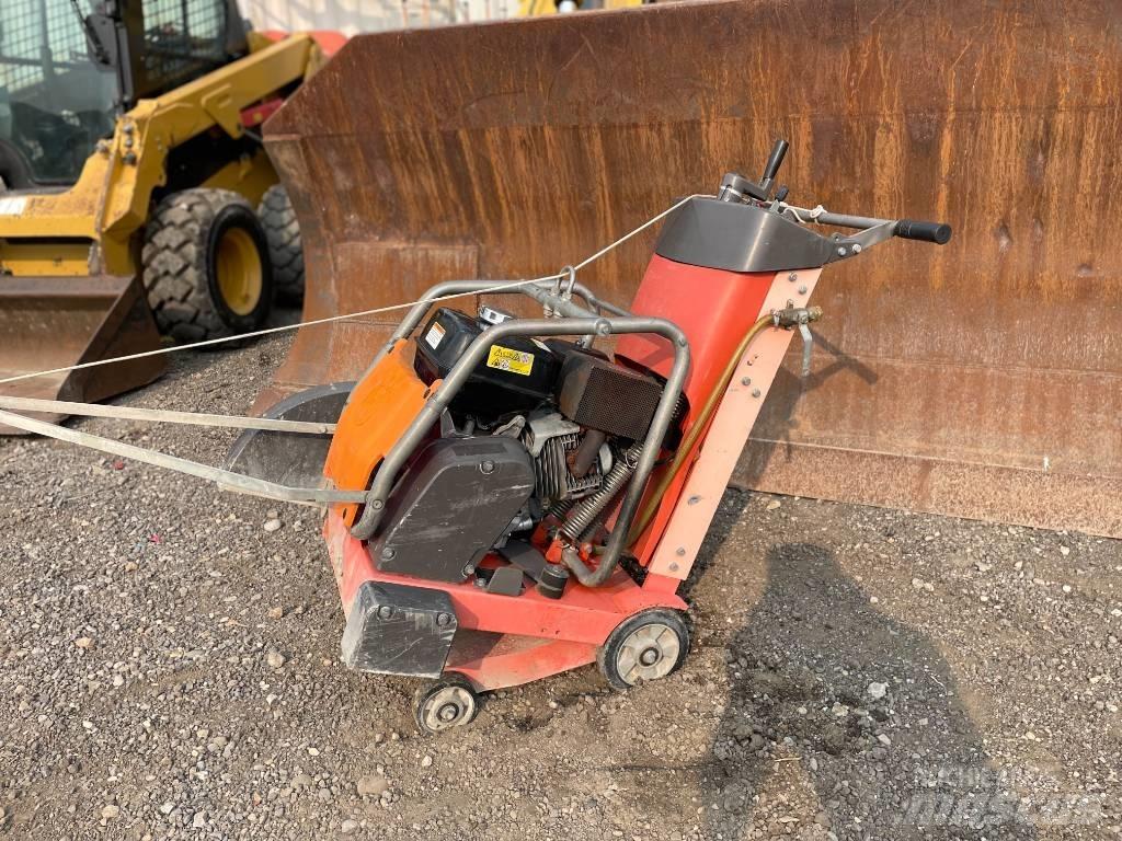 Husqvarna FS413 콘크리트/몰타르 믹서