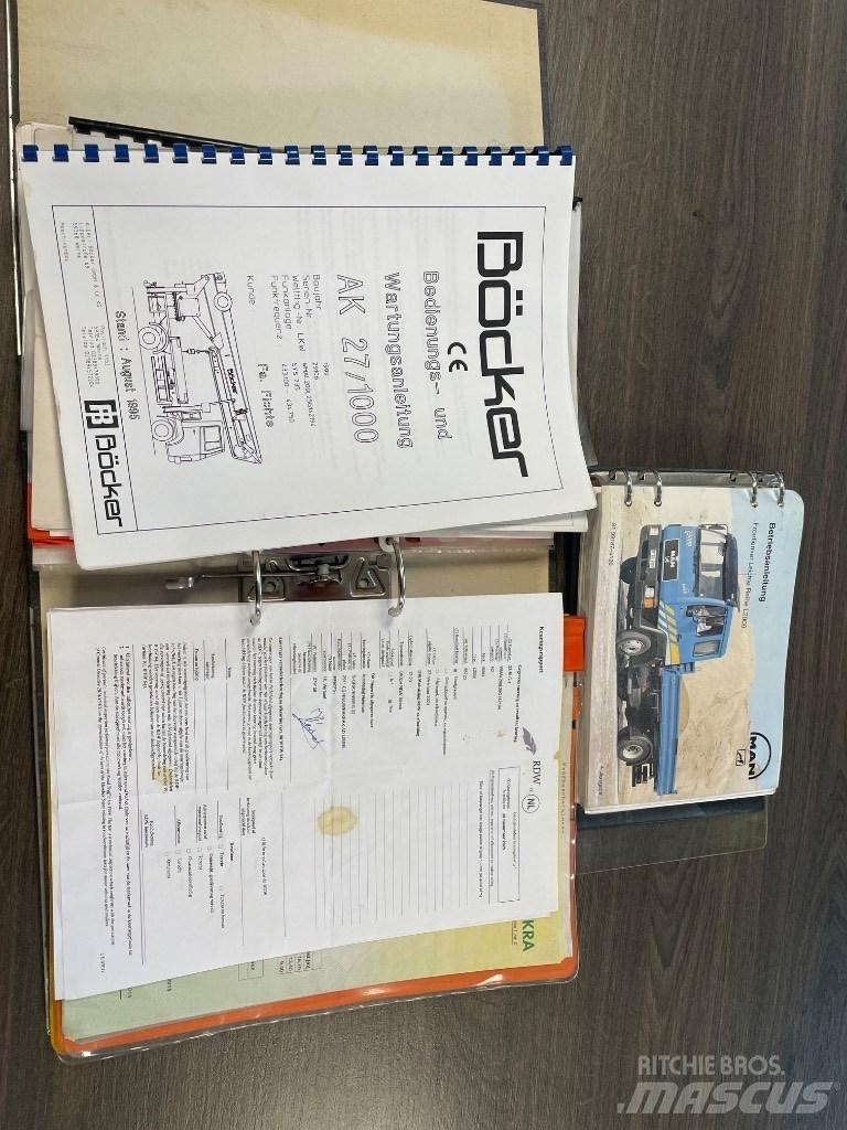 Böcker AK 27/1000 A/T 크레인