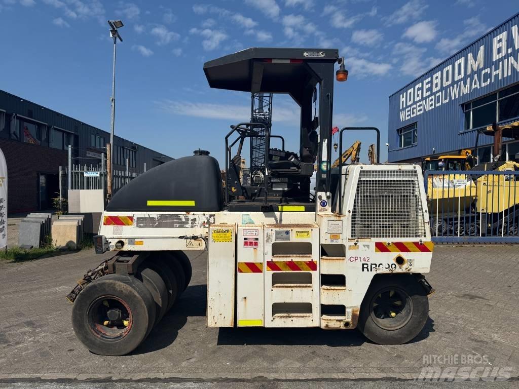 Dynapac CP 142 공기 타이어 롤러