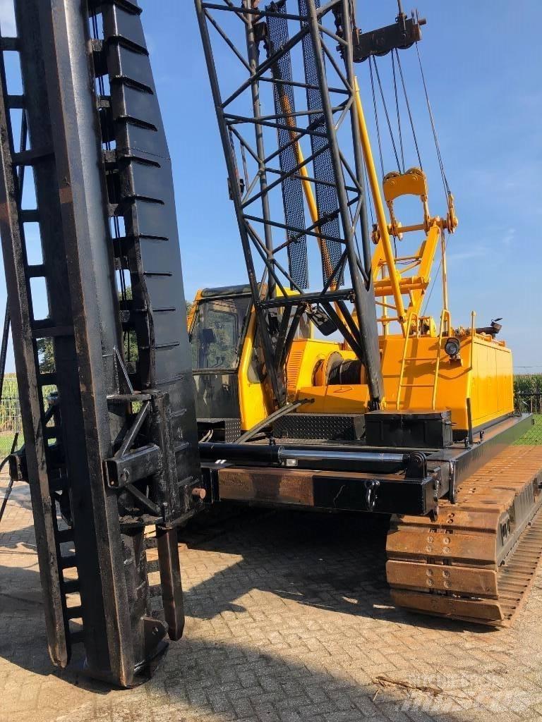 Kobelco 7035 말뚝설치기
