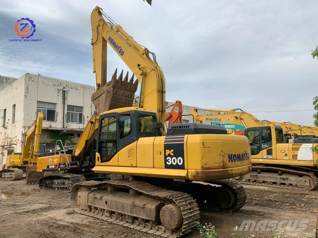 Komatsu PC 300 대형 굴삭기 29톤 이상