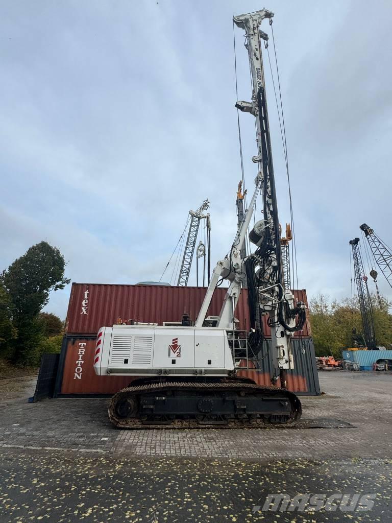 Bauer BG 24 H 중형 드릴 장비