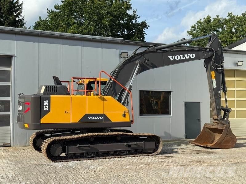 Volvo EC 220 EL 대형 굴삭기 29톤 이상