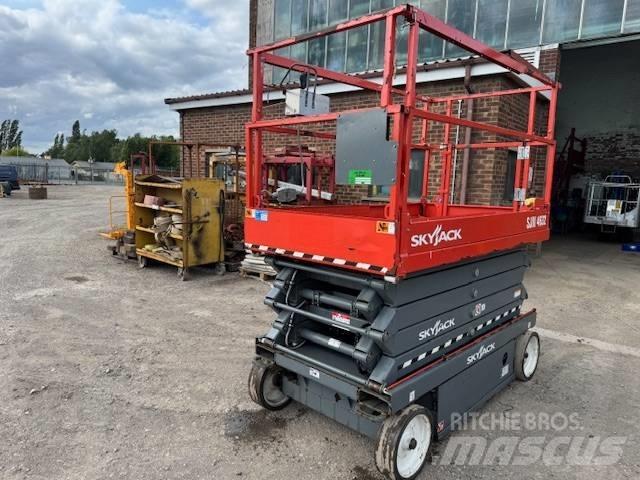 SkyJack SJ 4632 가위형 리프트