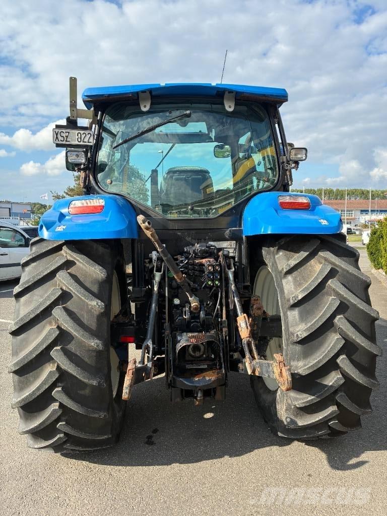 New Holland TS 130 A 트랙터