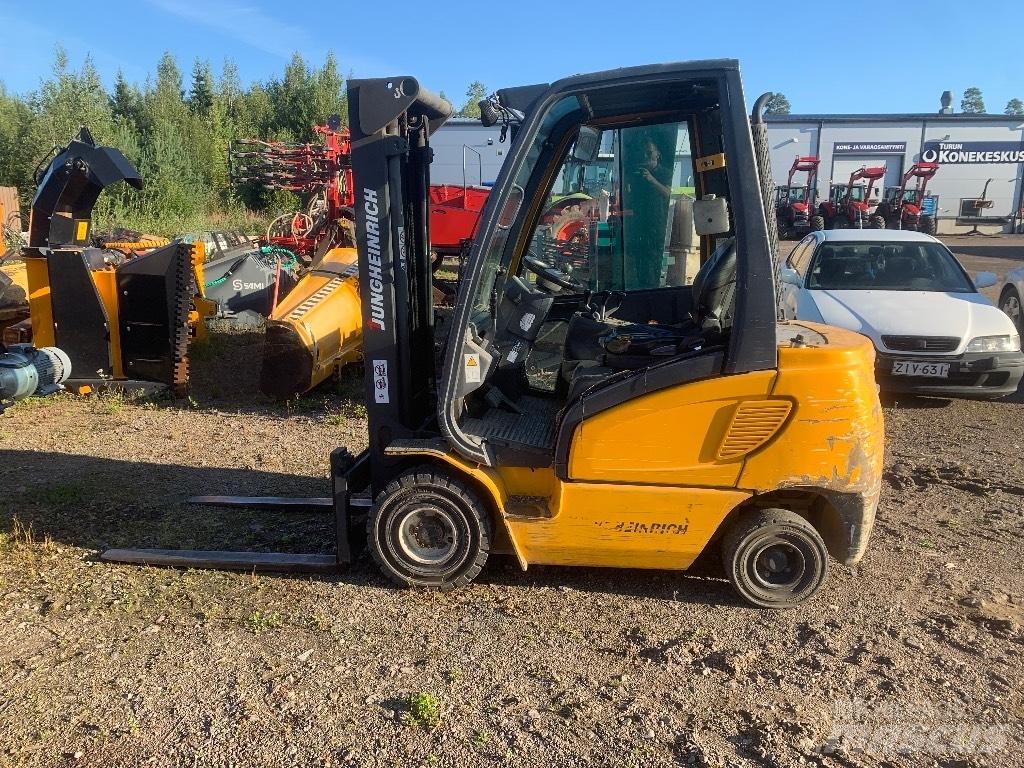Jungheinrich DFG 320 디젤 지게차