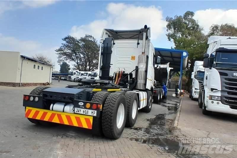 Volvo FH 440 기타 트럭
