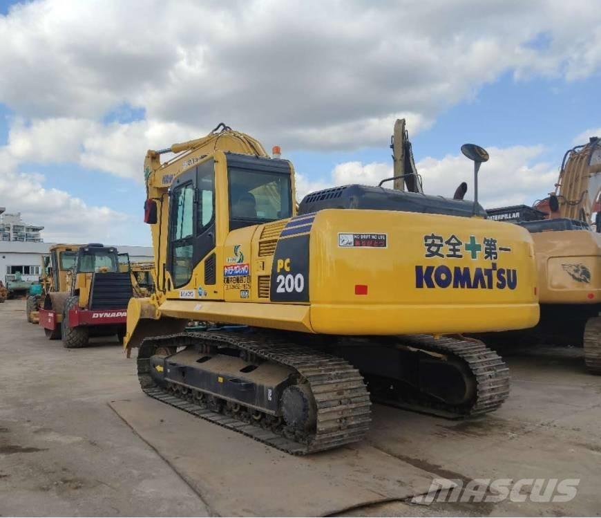 Komatsu pc220-8 대형 굴삭기 29톤 이상