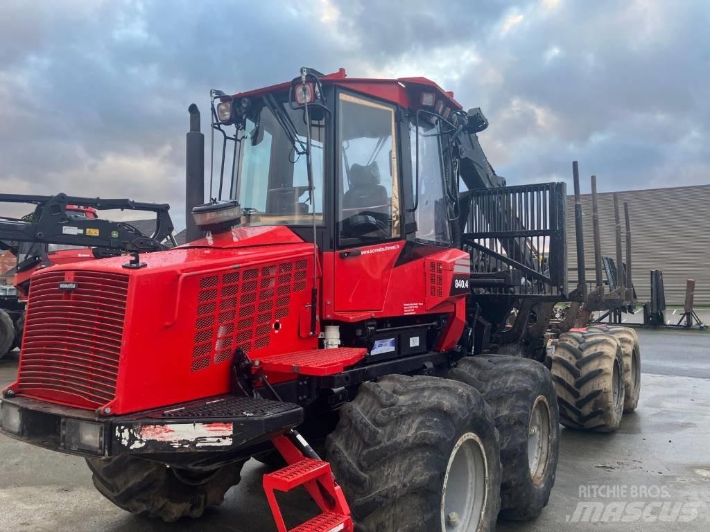 Komatsu 840.4 원목 포워더