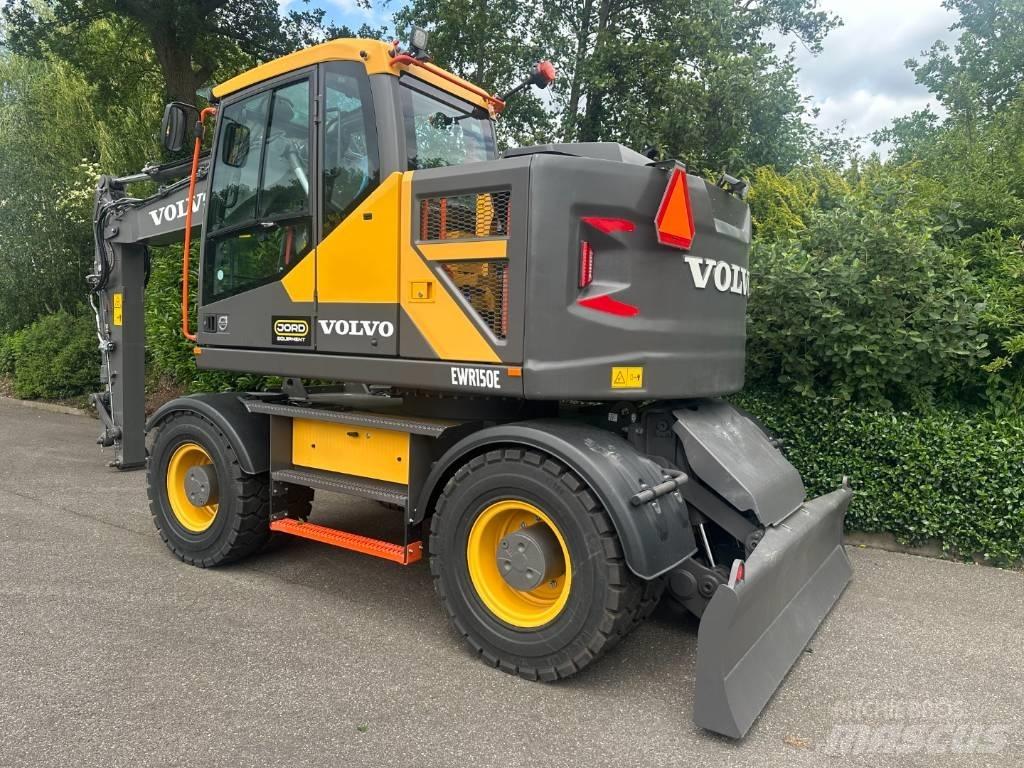 Volvo EWR 150 E  휠 굴삭기