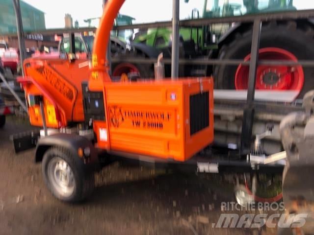 Timberwolf TW230/DHB 톱밥제조기