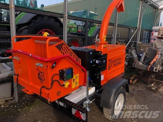 Timberwolf TW230/DHB 톱밥제조기