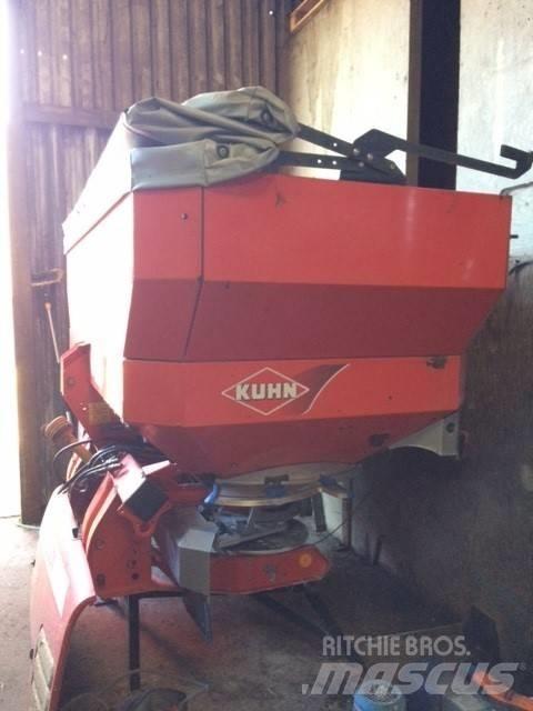 Kuhn Axis 30.1D 미네랄 살포기