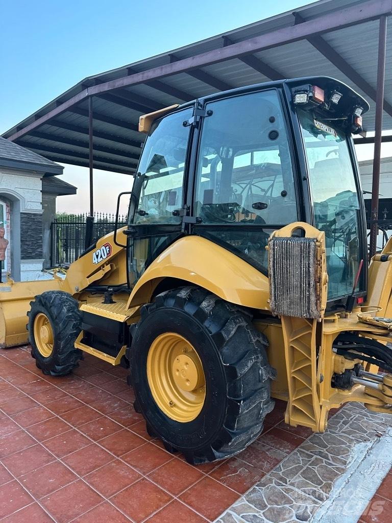 CAT 420 F 백호로더
