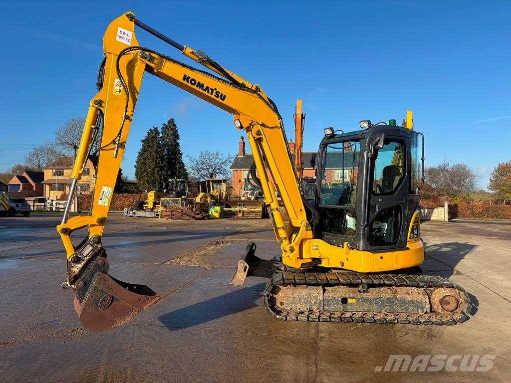 Komatsu PC 55 MR-3 중형굴삭기 7톤-28톤